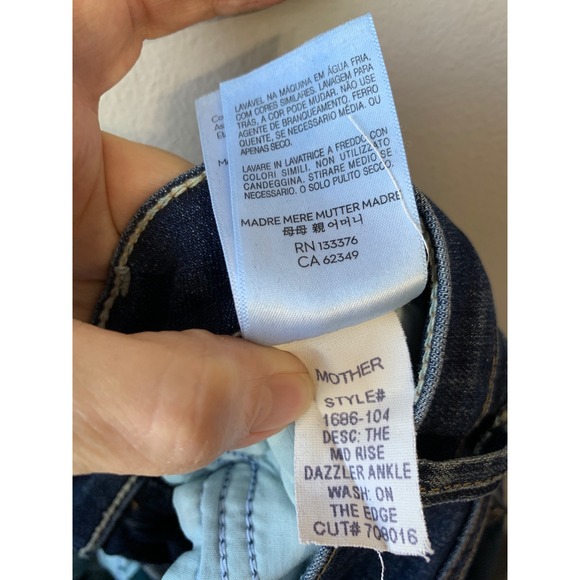 MOTHER The Mid Rise Dazzler Ankle Jeans Size 26 On The Edge Dark Wash Denim - Picture 15 of 15